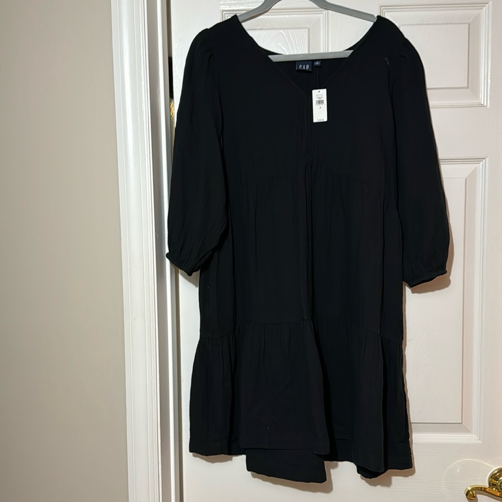 Gap black dress